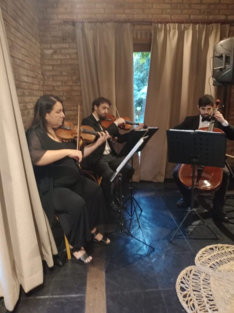 Trío de Cuerdas para Casamientos - Jano´s Villa de Mayo