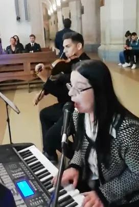 Sopla Señor: Cantante y Violín para Ceremonias