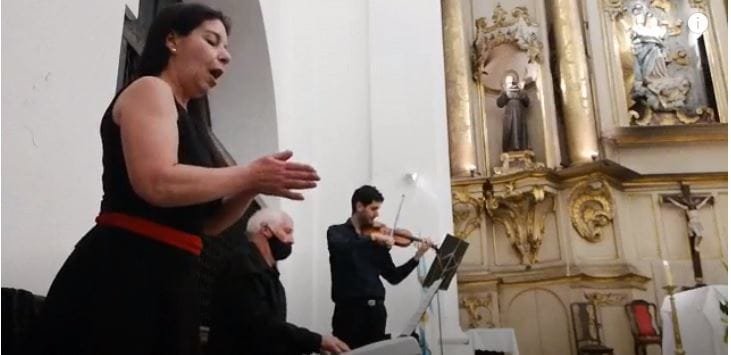Cantante de Ave Maria en Casamientos